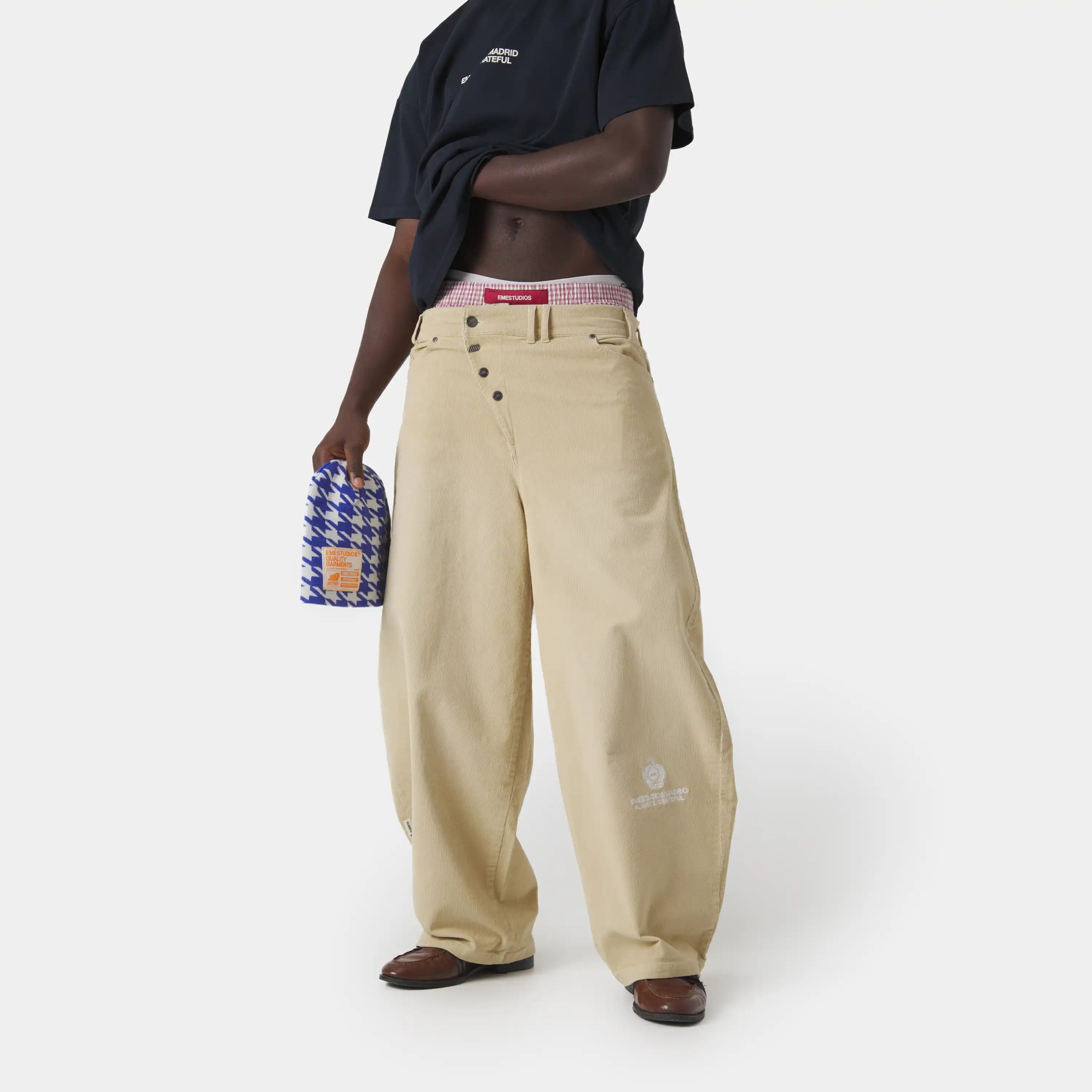 Chast Corduroy Off Sand CBB