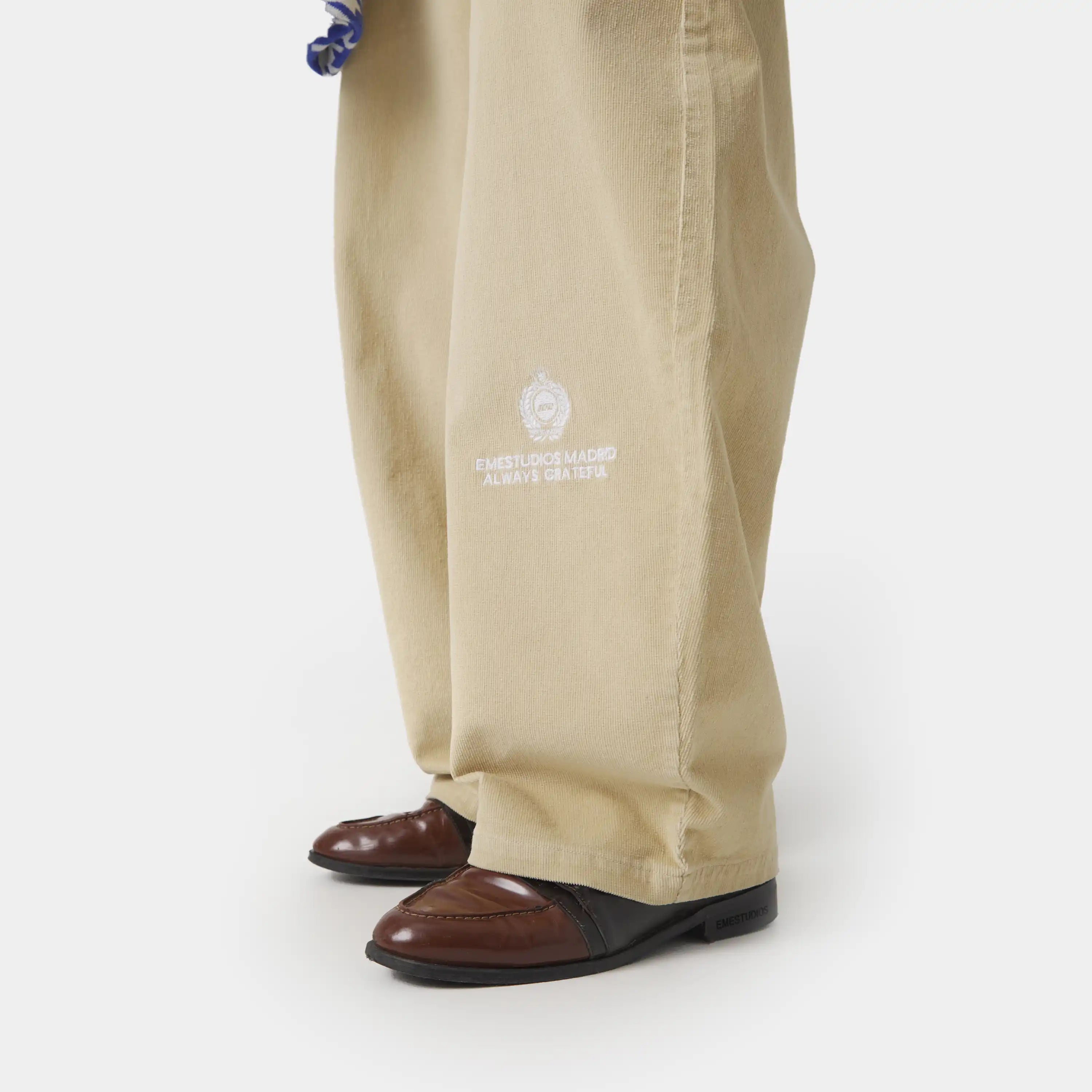 Chast Corduroy Off Sand CBB