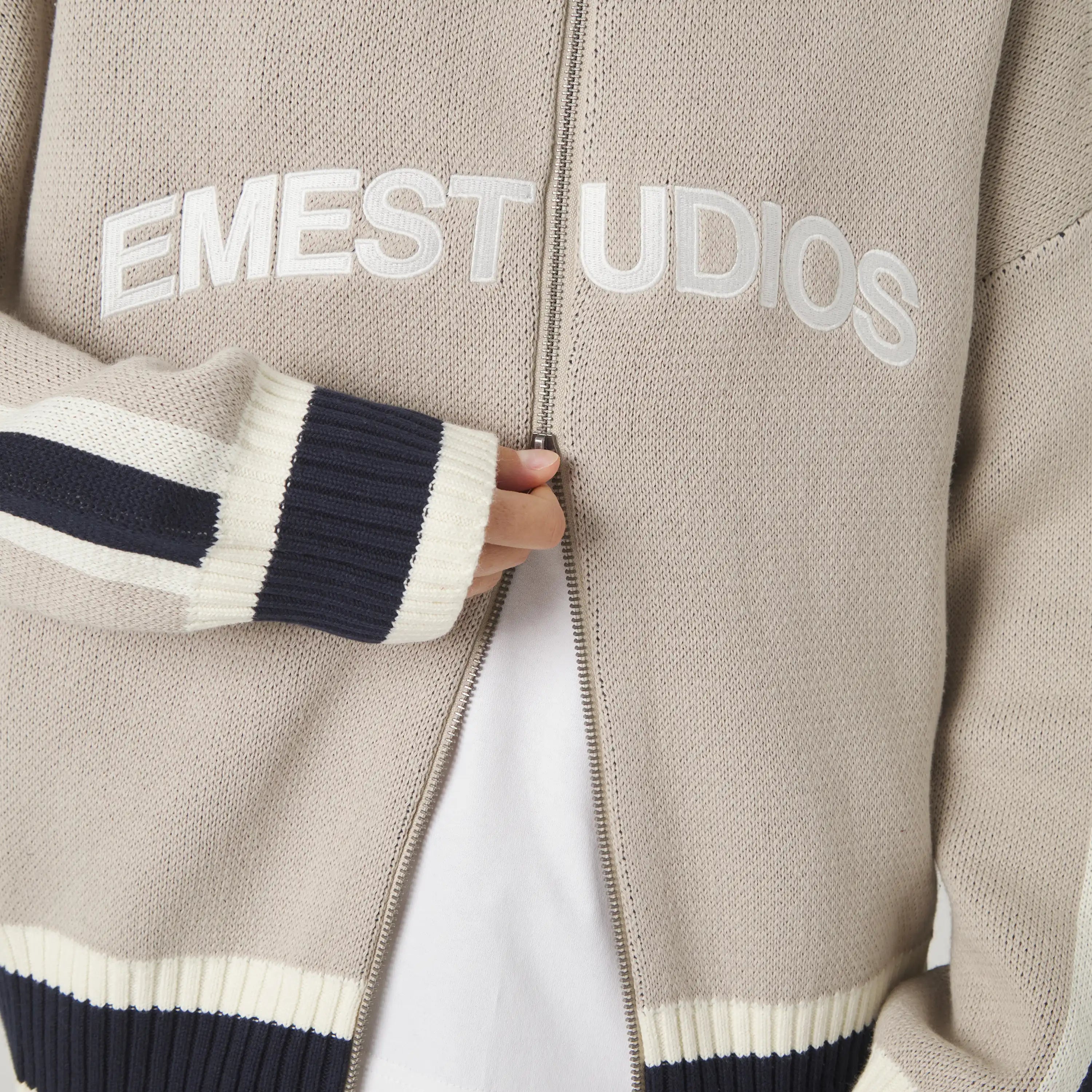 Echellor Off Sand Zipper Knit