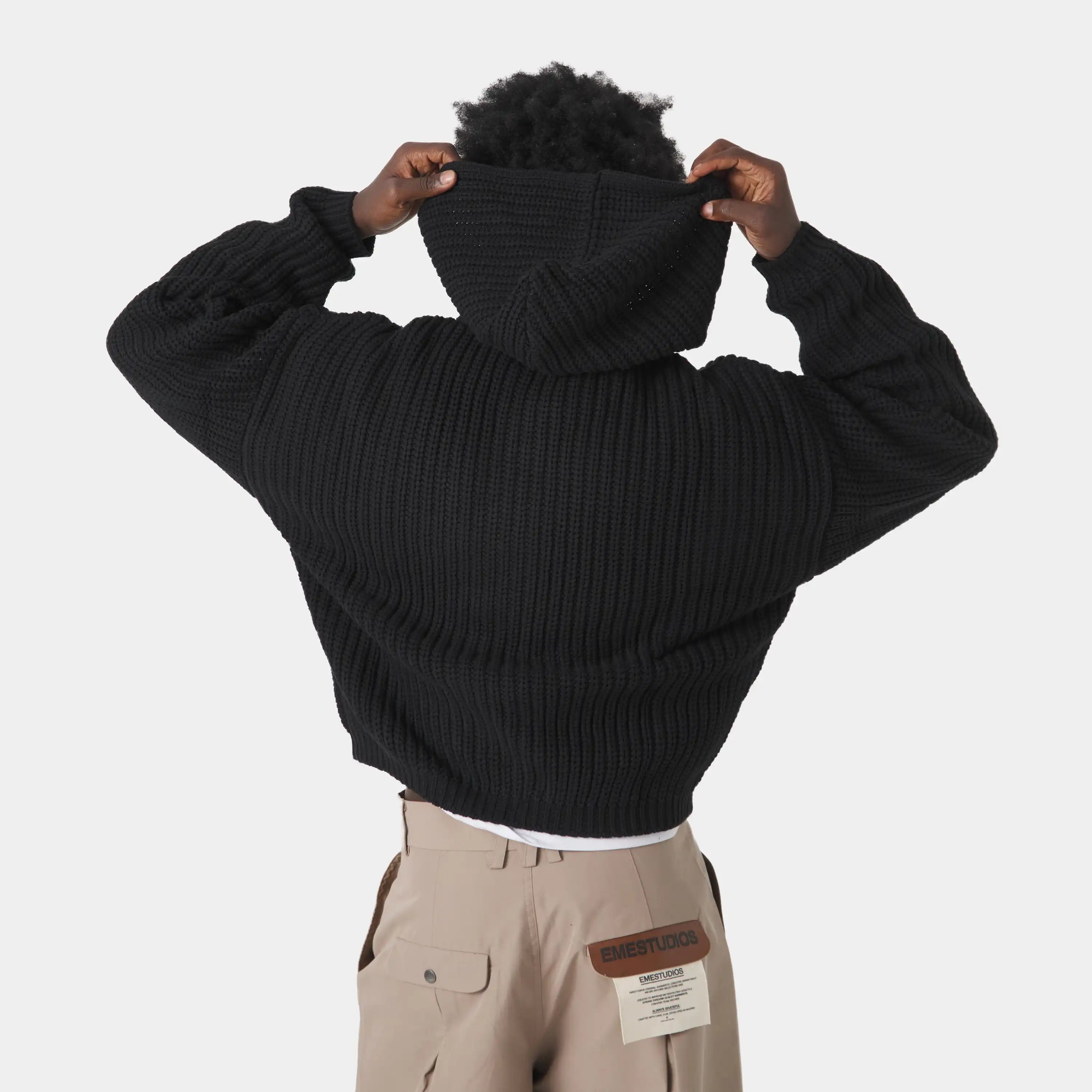 Globe Shadow Zipper Knit