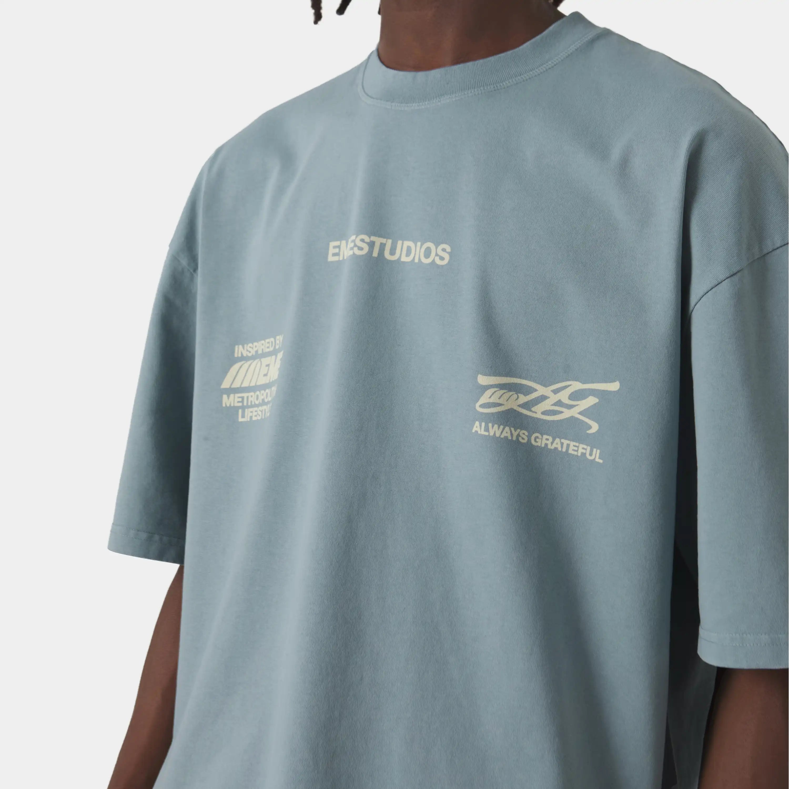 Zephyr Capri Oversized Tee