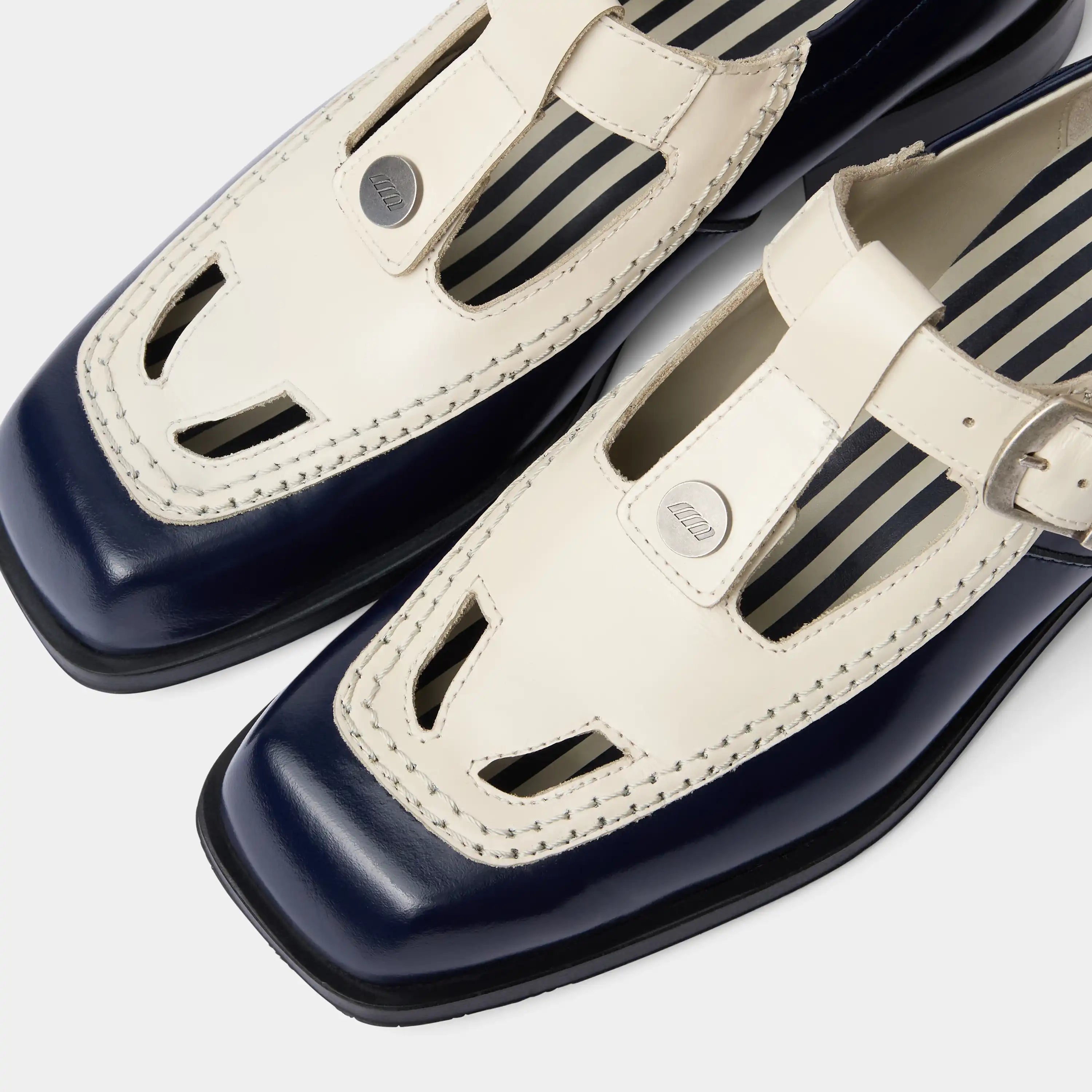 Daisy White & Navy Mary Jane