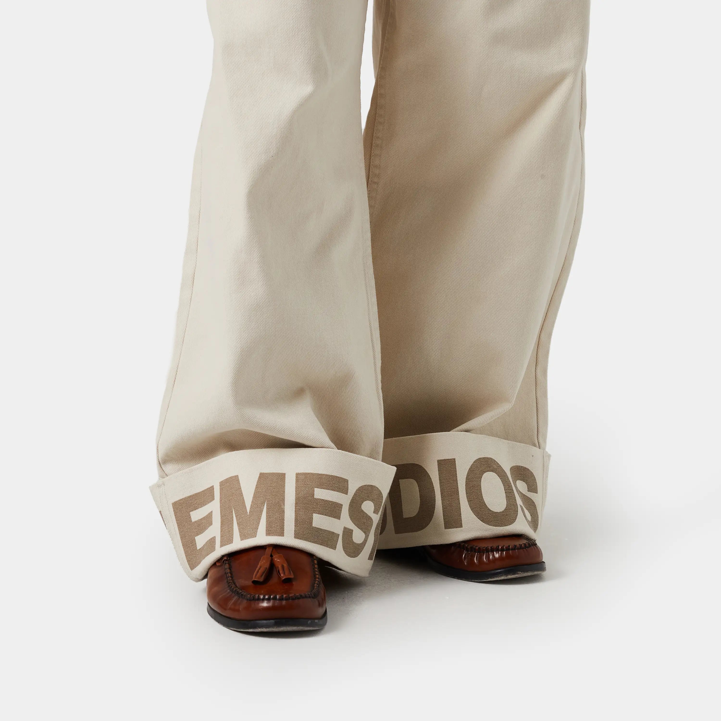 Riot Turned Off Sand Pants