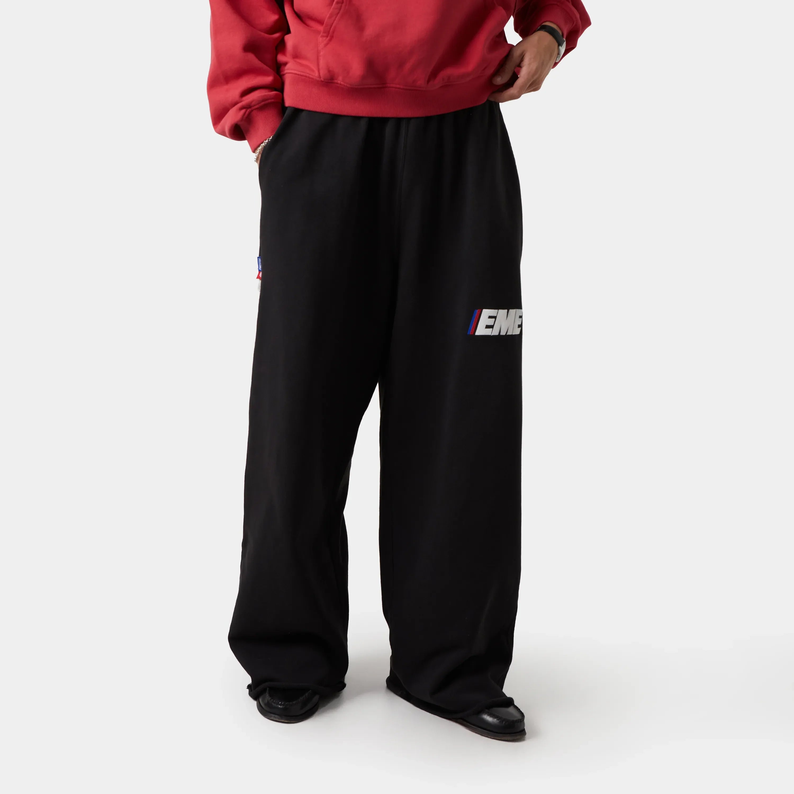 Spark Baggy Shadow Sweatpants