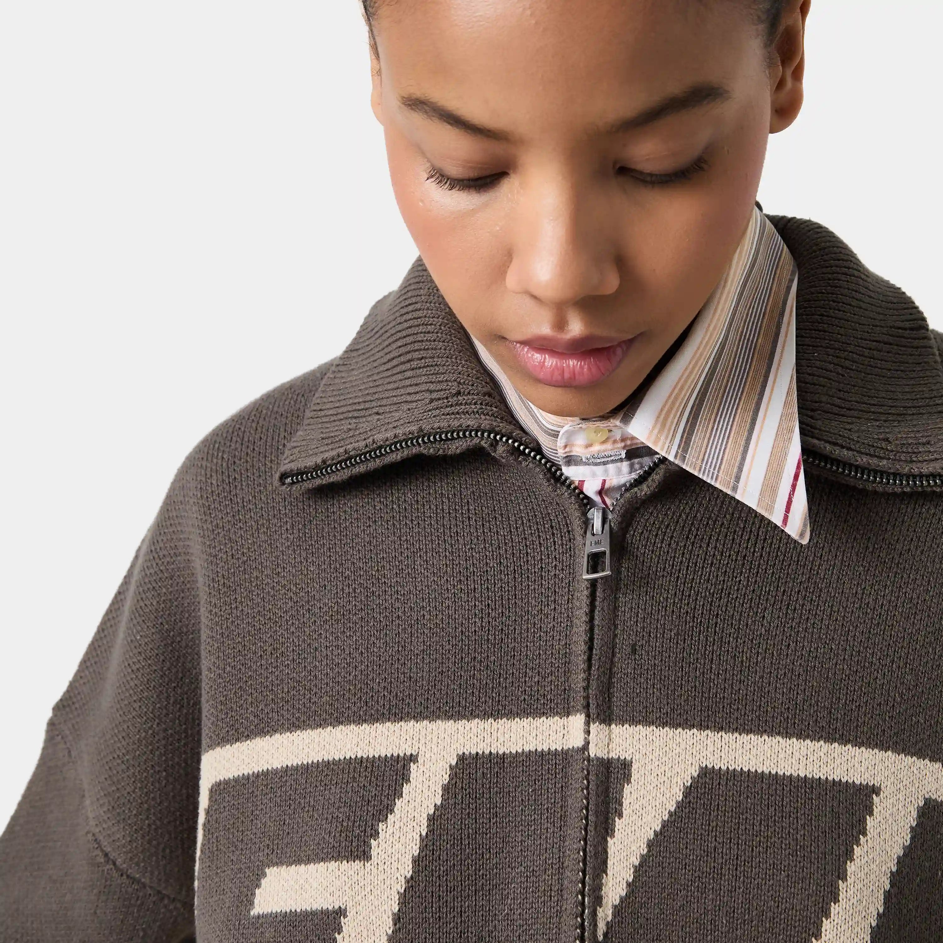 Thrill Falcon Zipper Knit