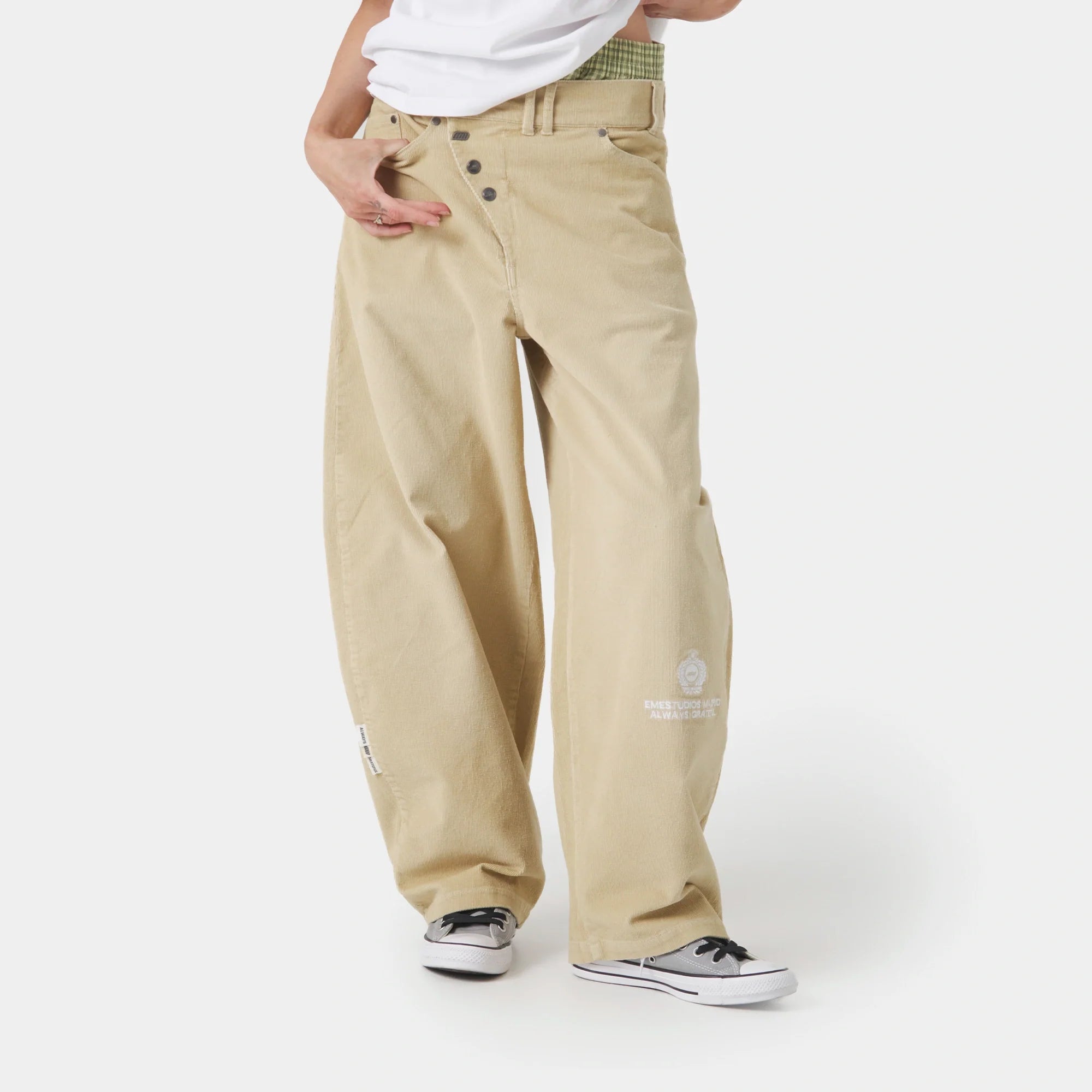 Chast Corduroy Off Sand CBB