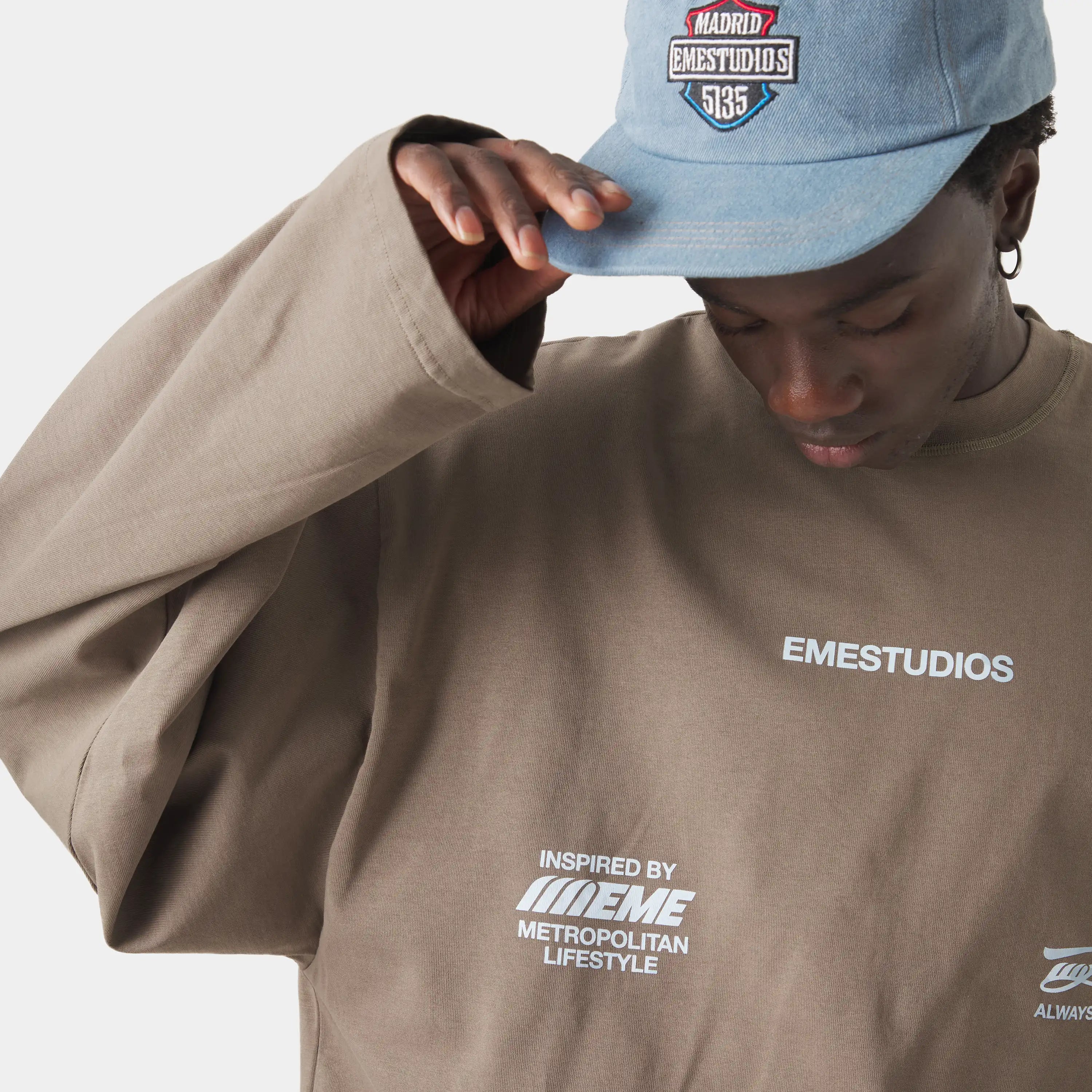 Builder Choco Long Sleeve